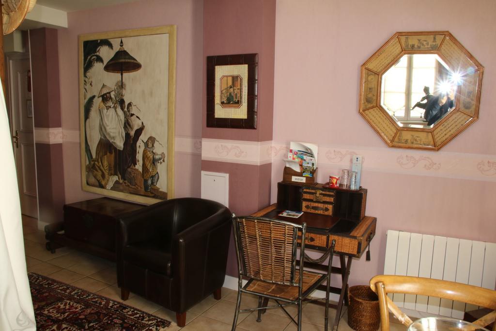 Hostellerie Du Prieure Saint-Prix  Екстер'єр фото