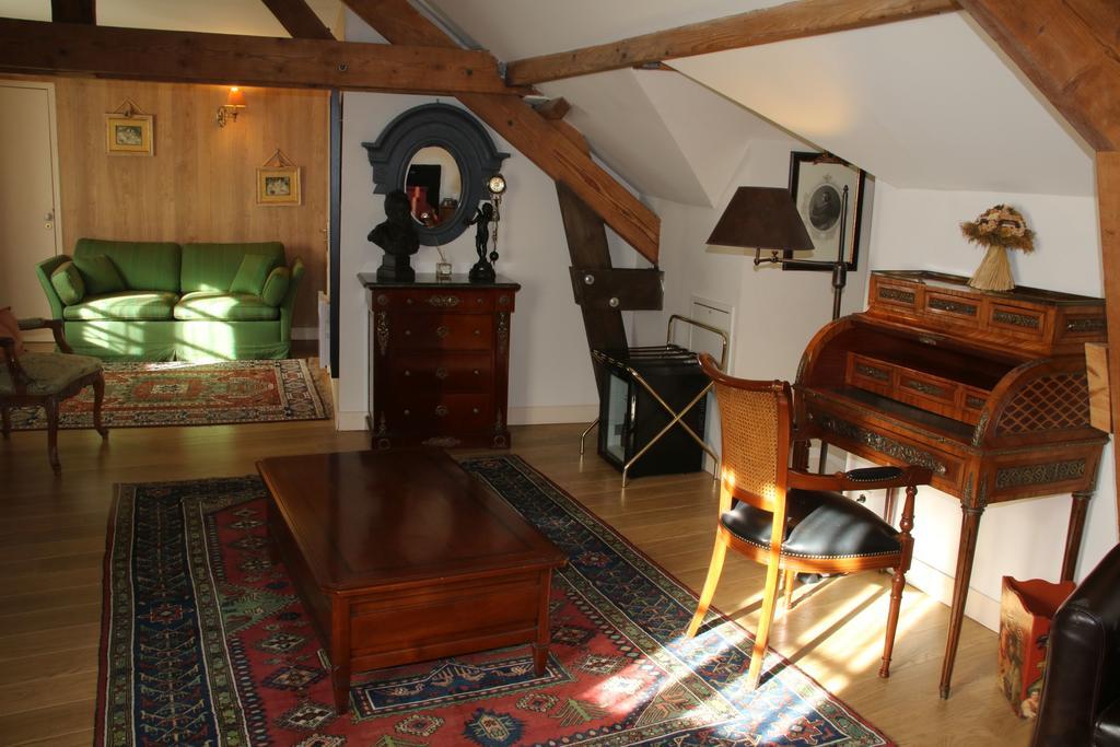 Hostellerie Du Prieure Saint-Prix  Екстер'єр фото