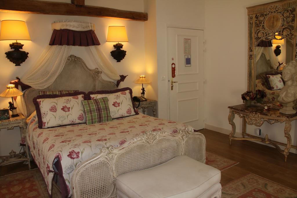 Hostellerie Du Prieure Saint-Prix  Екстер'єр фото