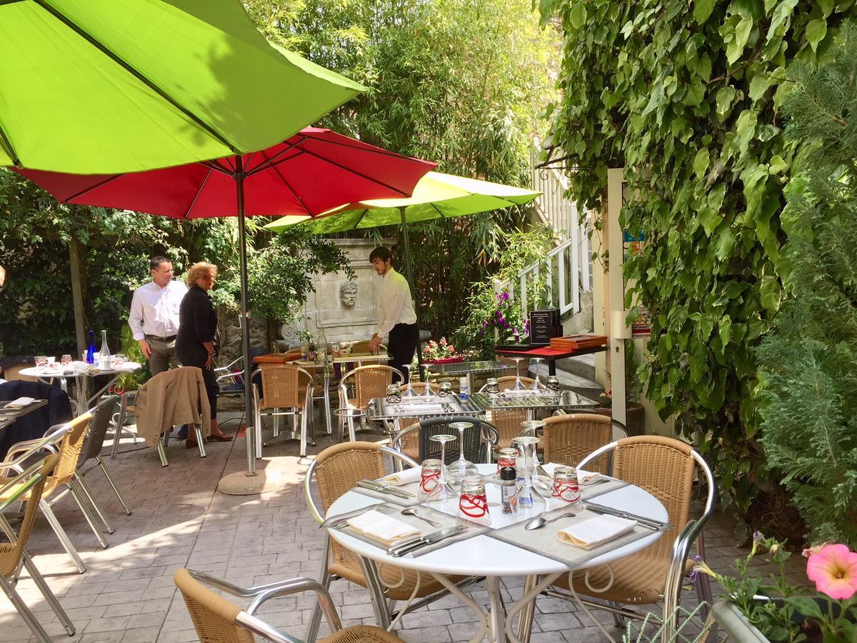Hostellerie Du Prieure Saint-Prix  Екстер'єр фото
