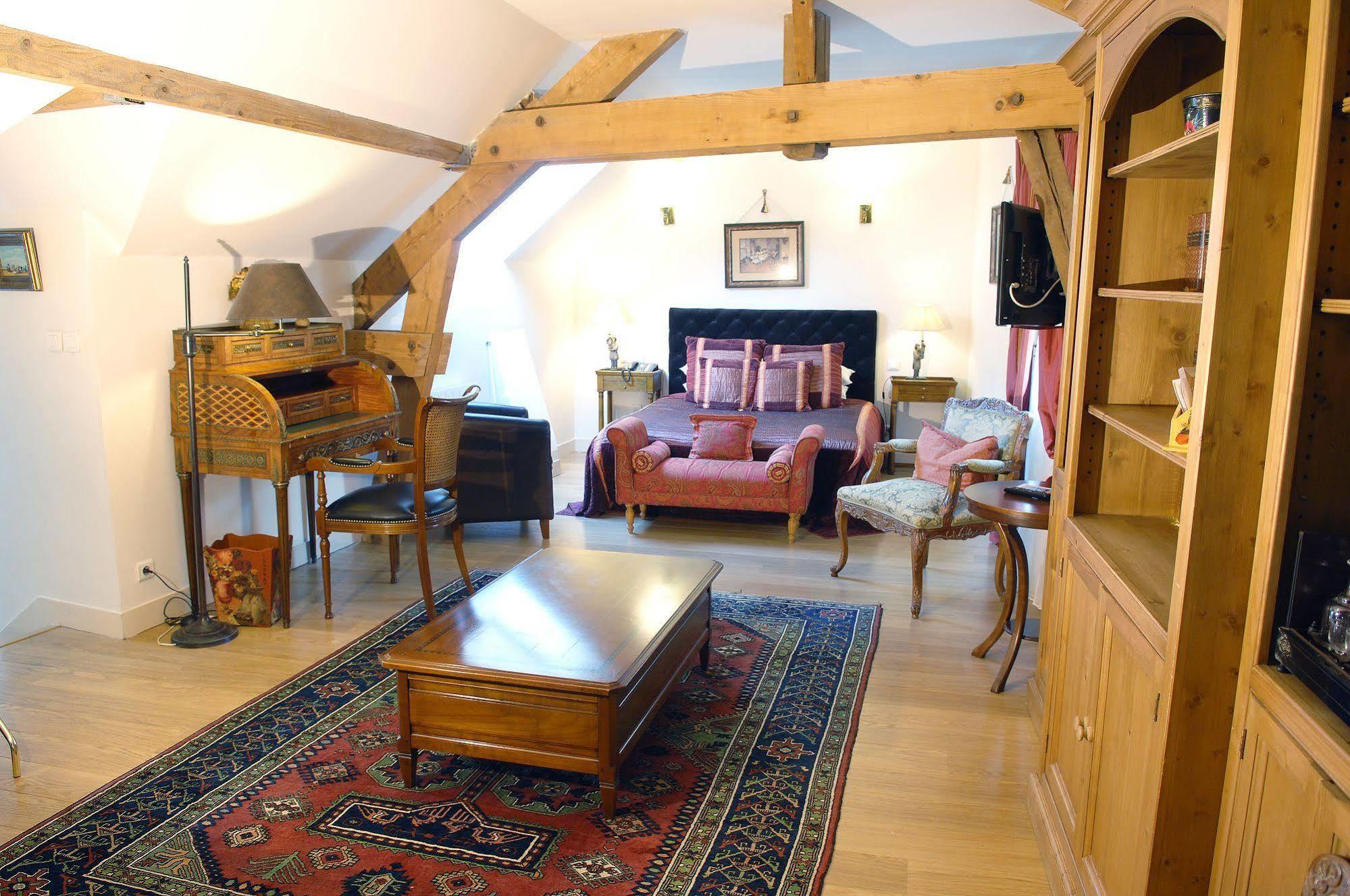 Hostellerie Du Prieure Saint-Prix  Екстер'єр фото