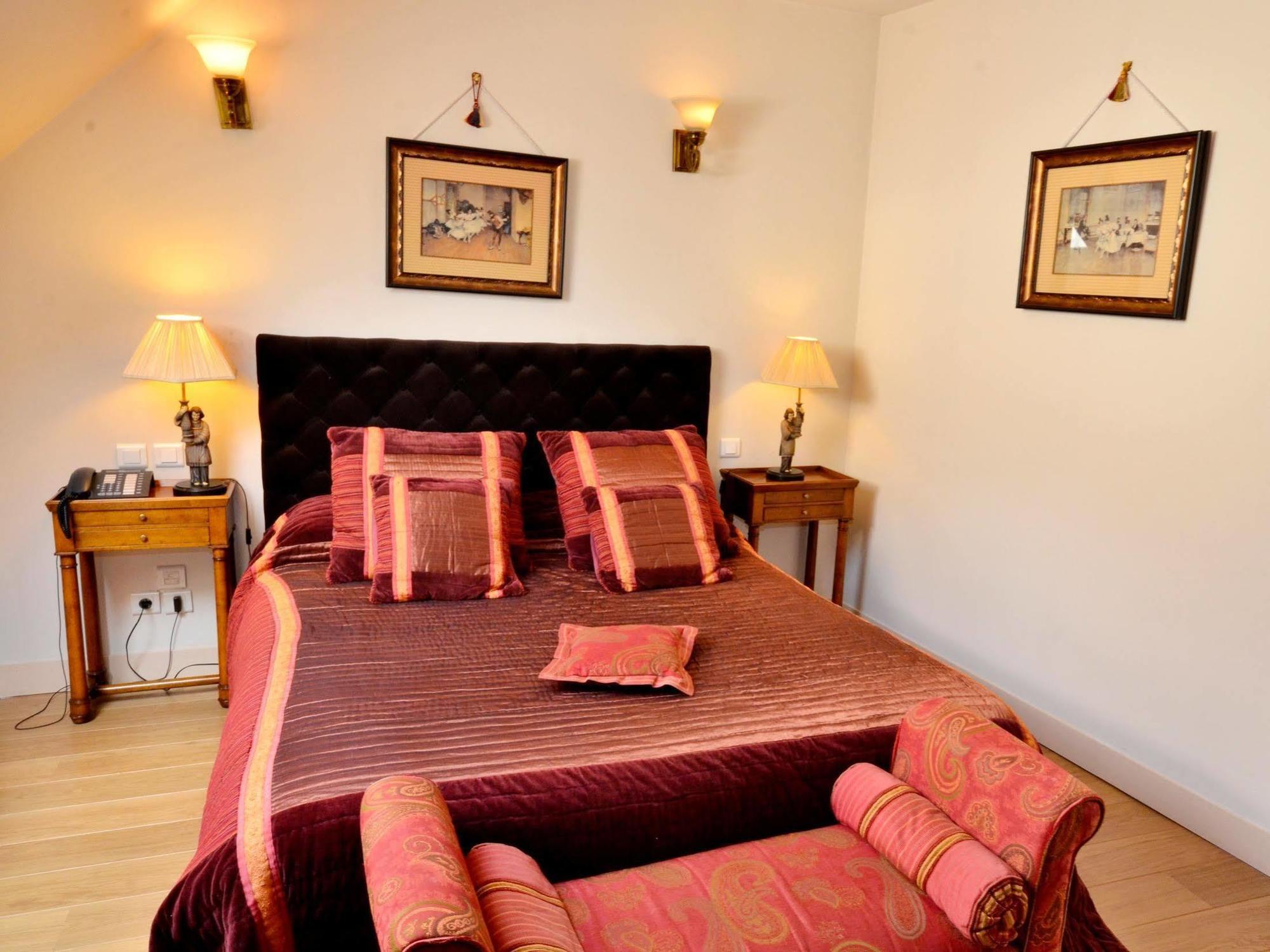 Hostellerie Du Prieure Saint-Prix  Екстер'єр фото
