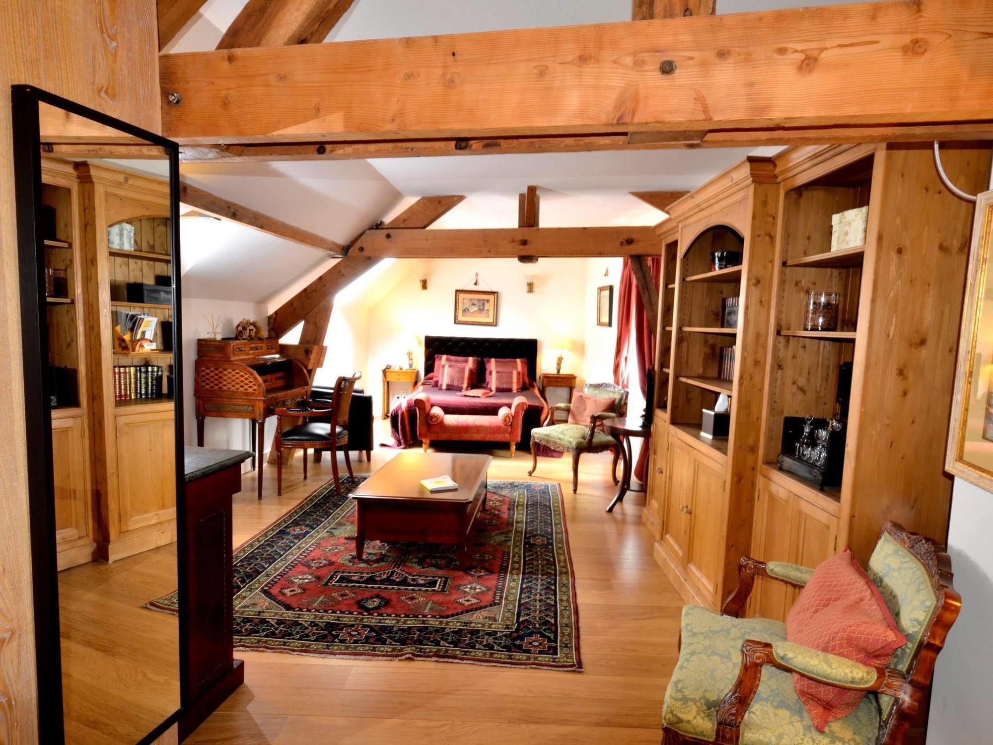 Hostellerie Du Prieure Saint-Prix  Екстер'єр фото